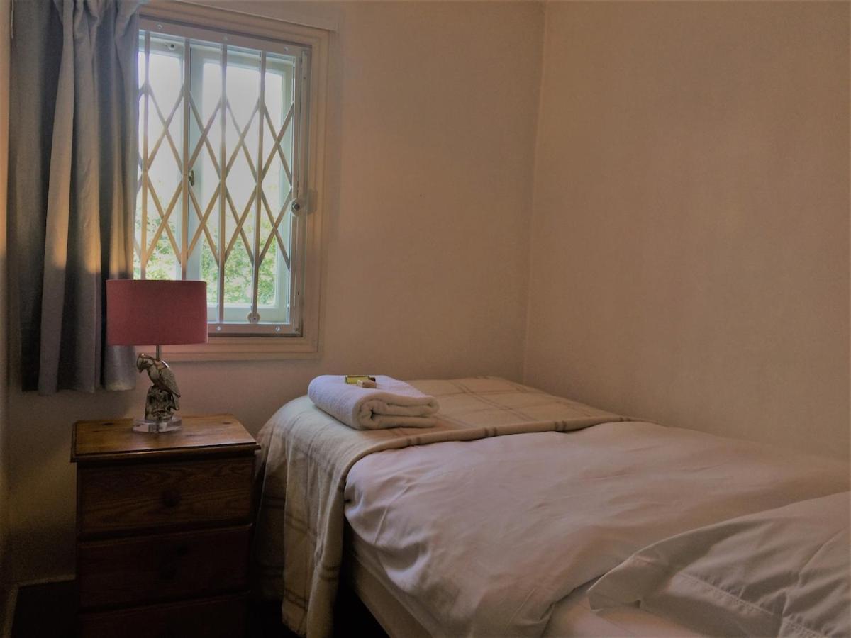 Notting Hill Charm -Sleeps 5 - Urban Retreat Apartment Londra Exterior foto
