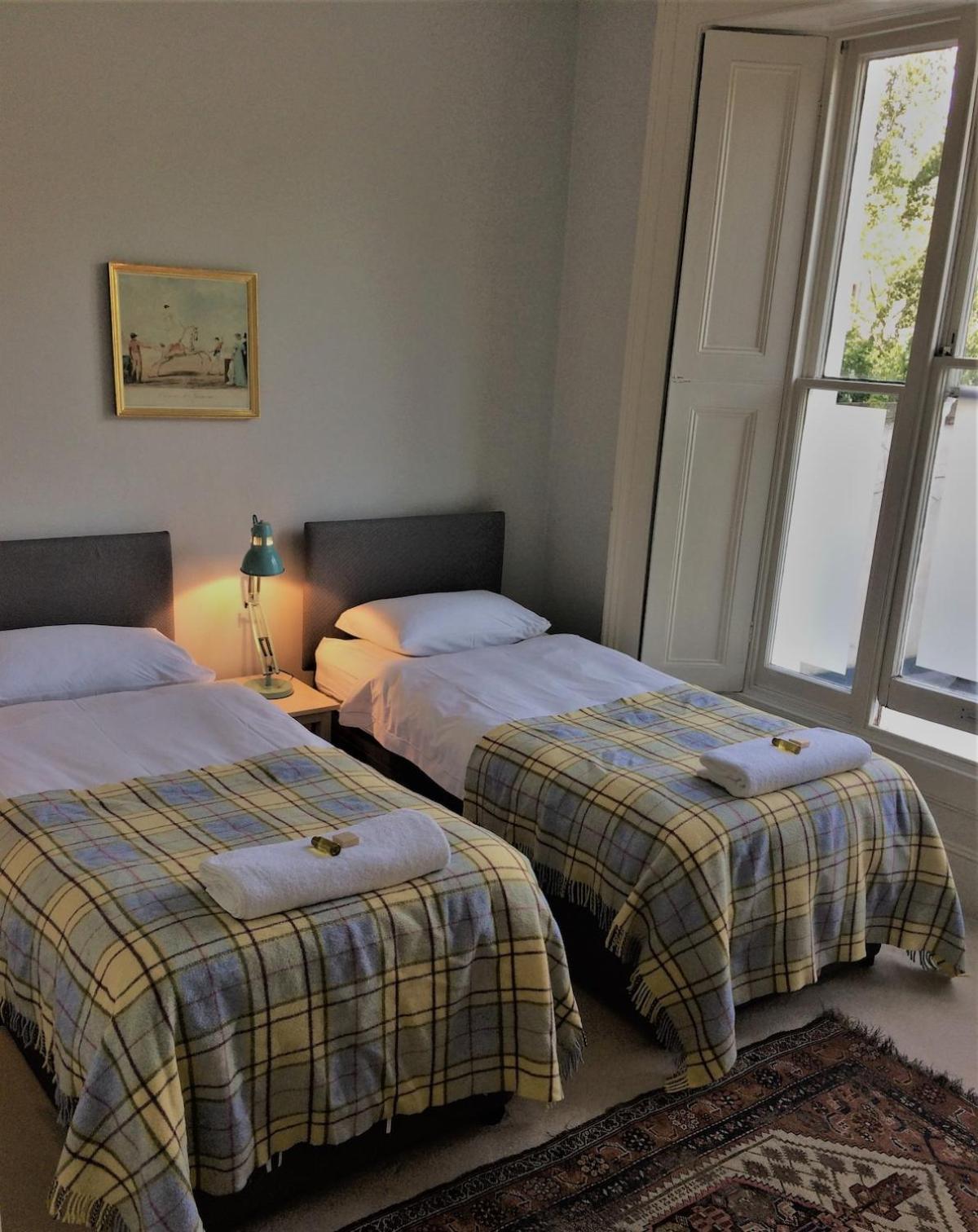 Notting Hill Charm -Sleeps 5 - Urban Retreat Apartment Londra Exterior foto